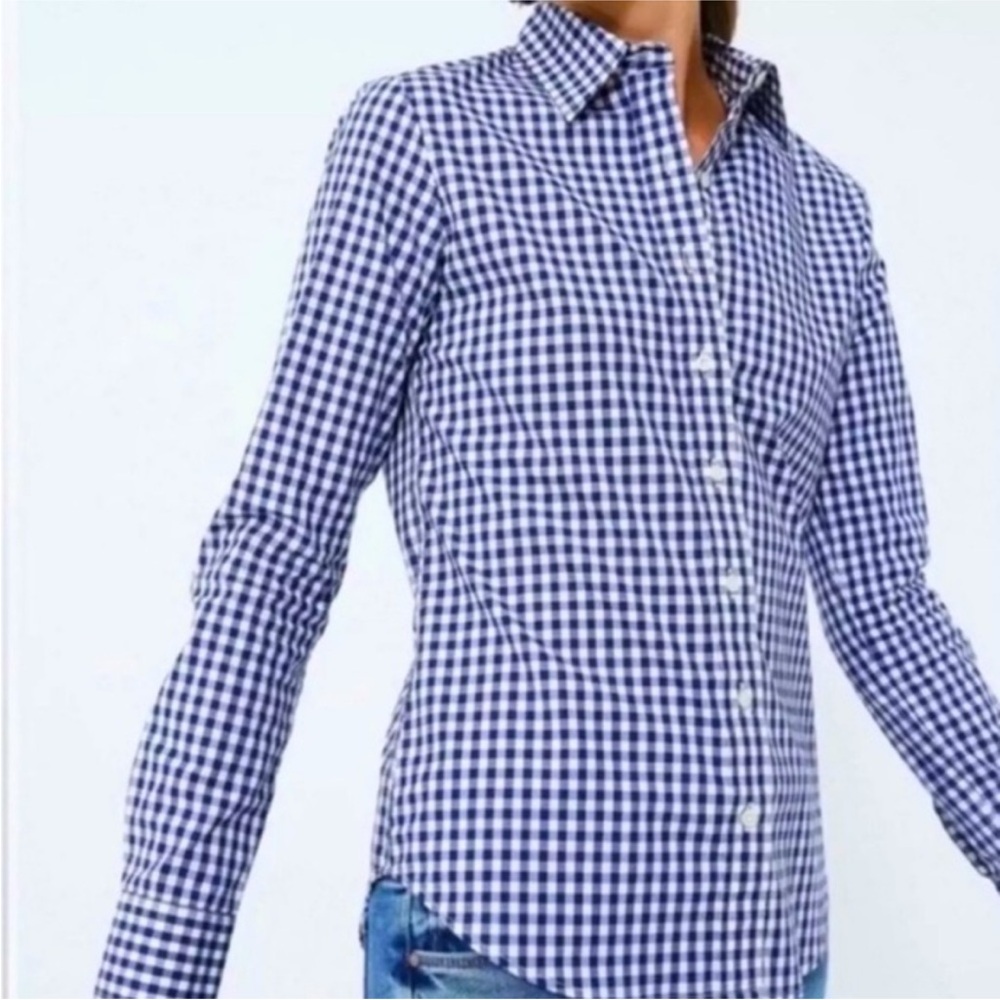 UNTUCKit Women's Blue and White
Gingham Belleza Button Up Long Sleeve
Shirt Sz 0